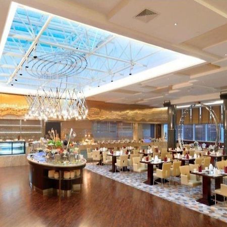 Golden Eagle Summit Hotel Downtown Нанкин Экстерьер фото